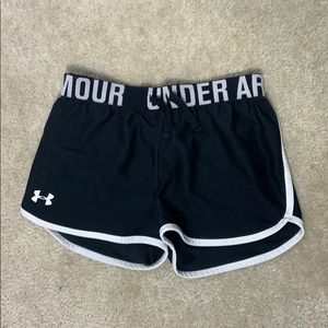 Under Armour • girls athletic shorts